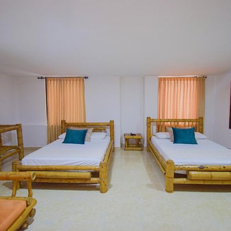 Hotel Toledo Plaza Armenia  Bagian luar foto