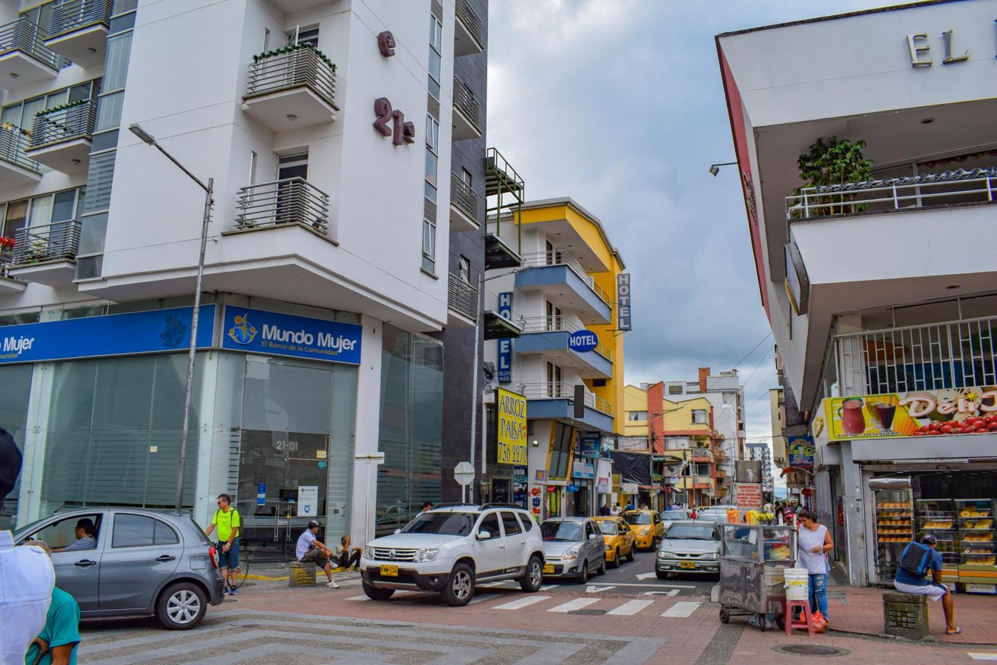 Hotel Toledo Plaza Armenia  Bagian luar foto