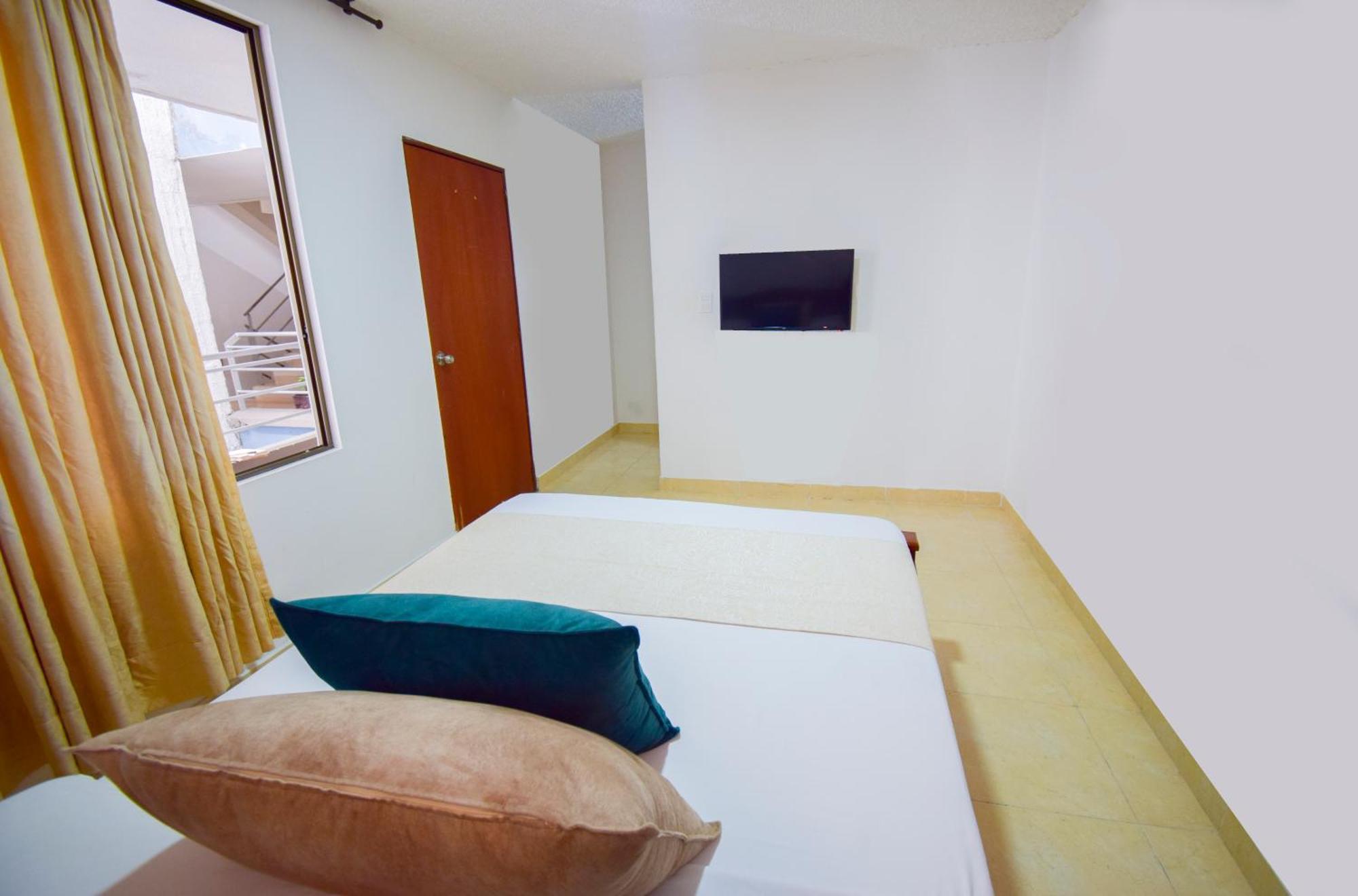 Hotel Toledo Plaza Armenia  Bagian luar foto