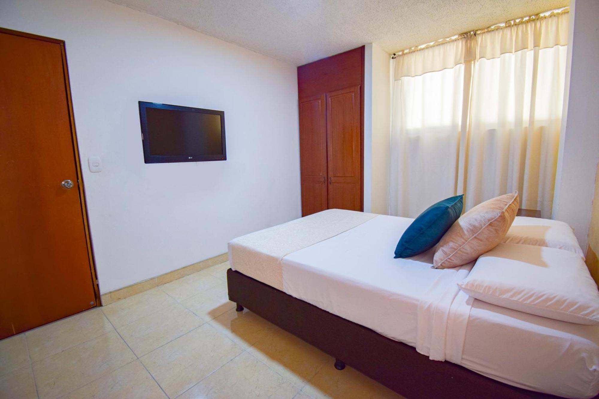 Hotel Toledo Plaza Armenia  Bagian luar foto