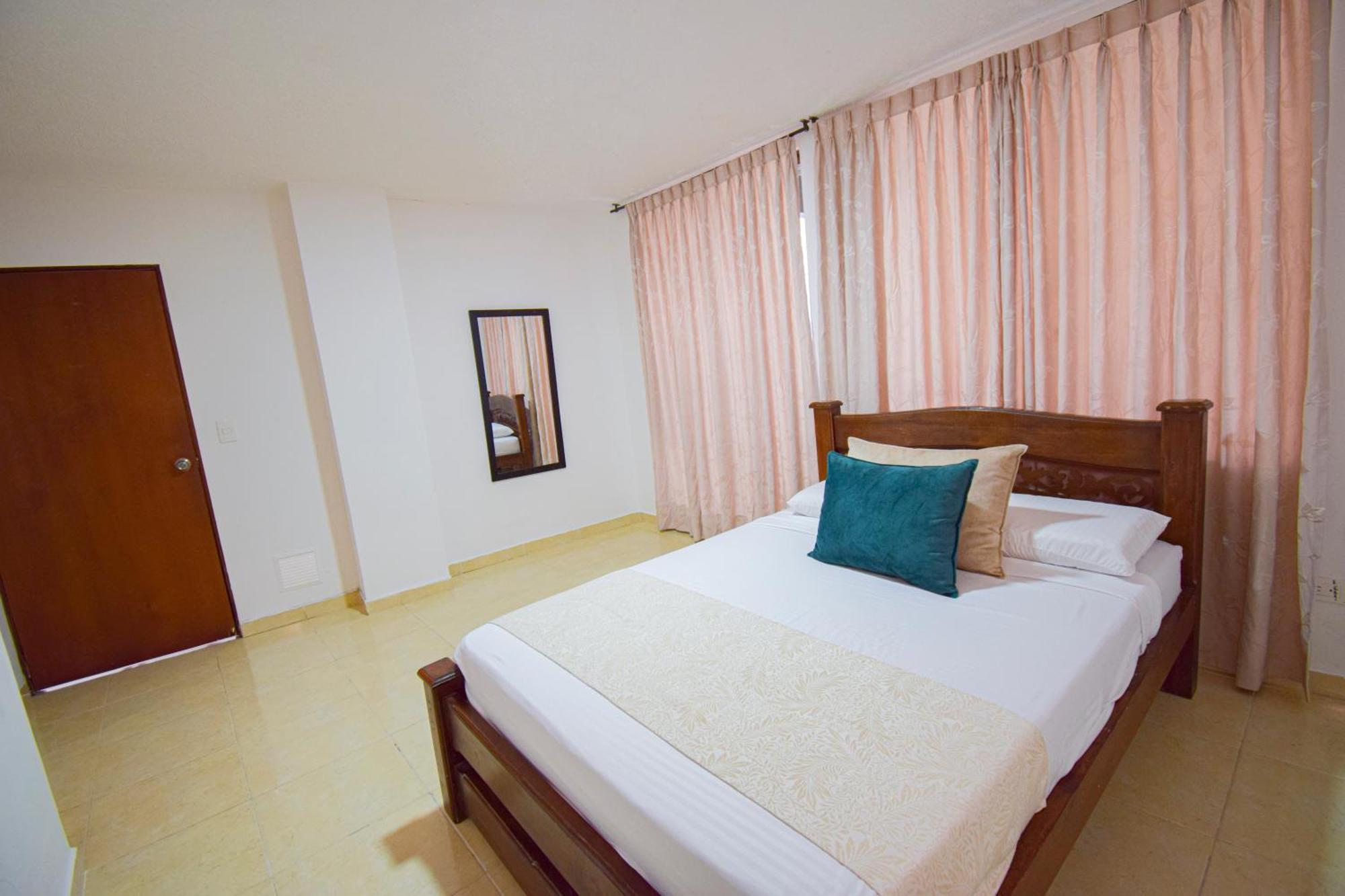 Hotel Toledo Plaza Armenia  Bagian luar foto
