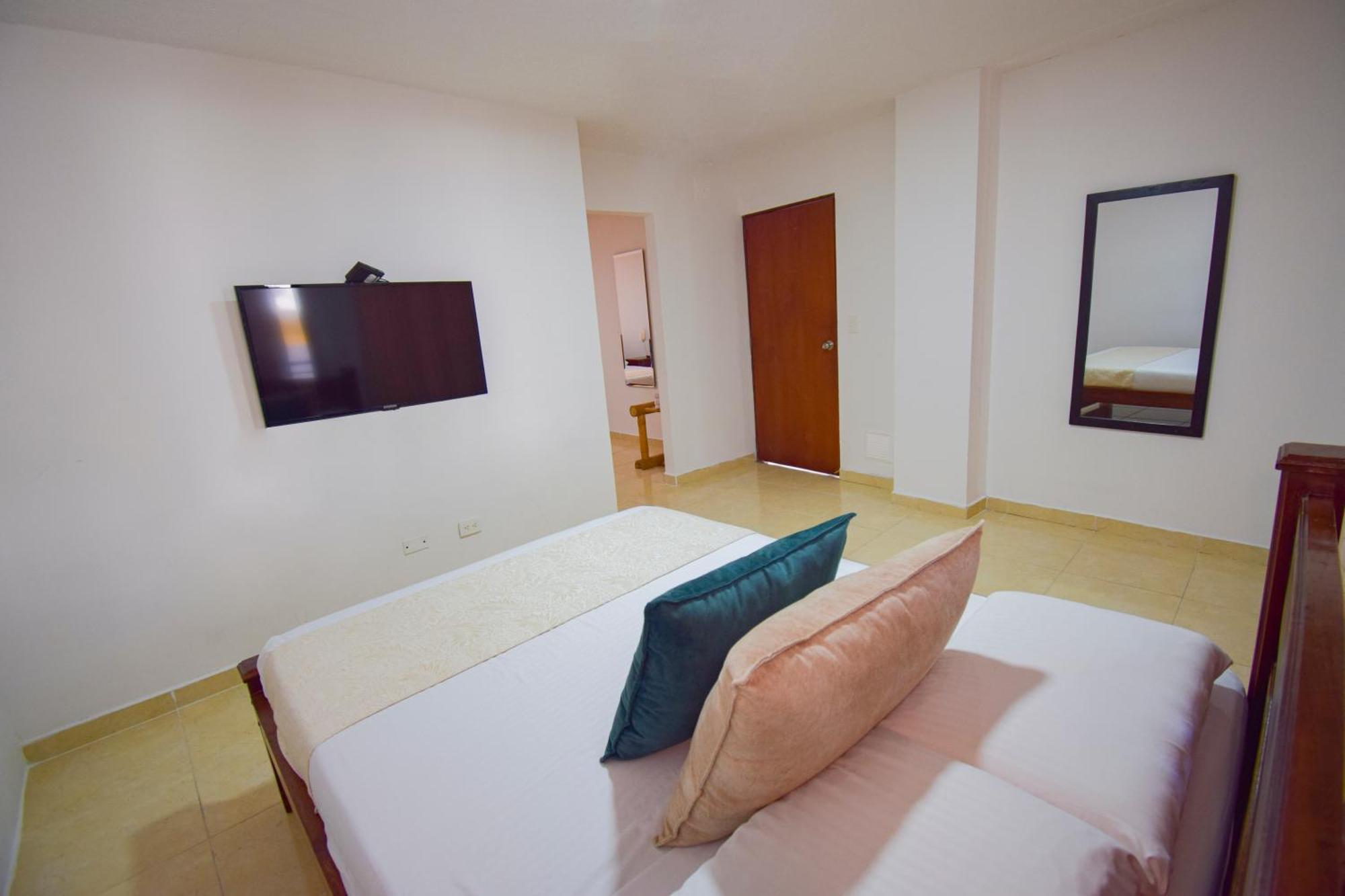 Hotel Toledo Plaza Armenia  Bagian luar foto