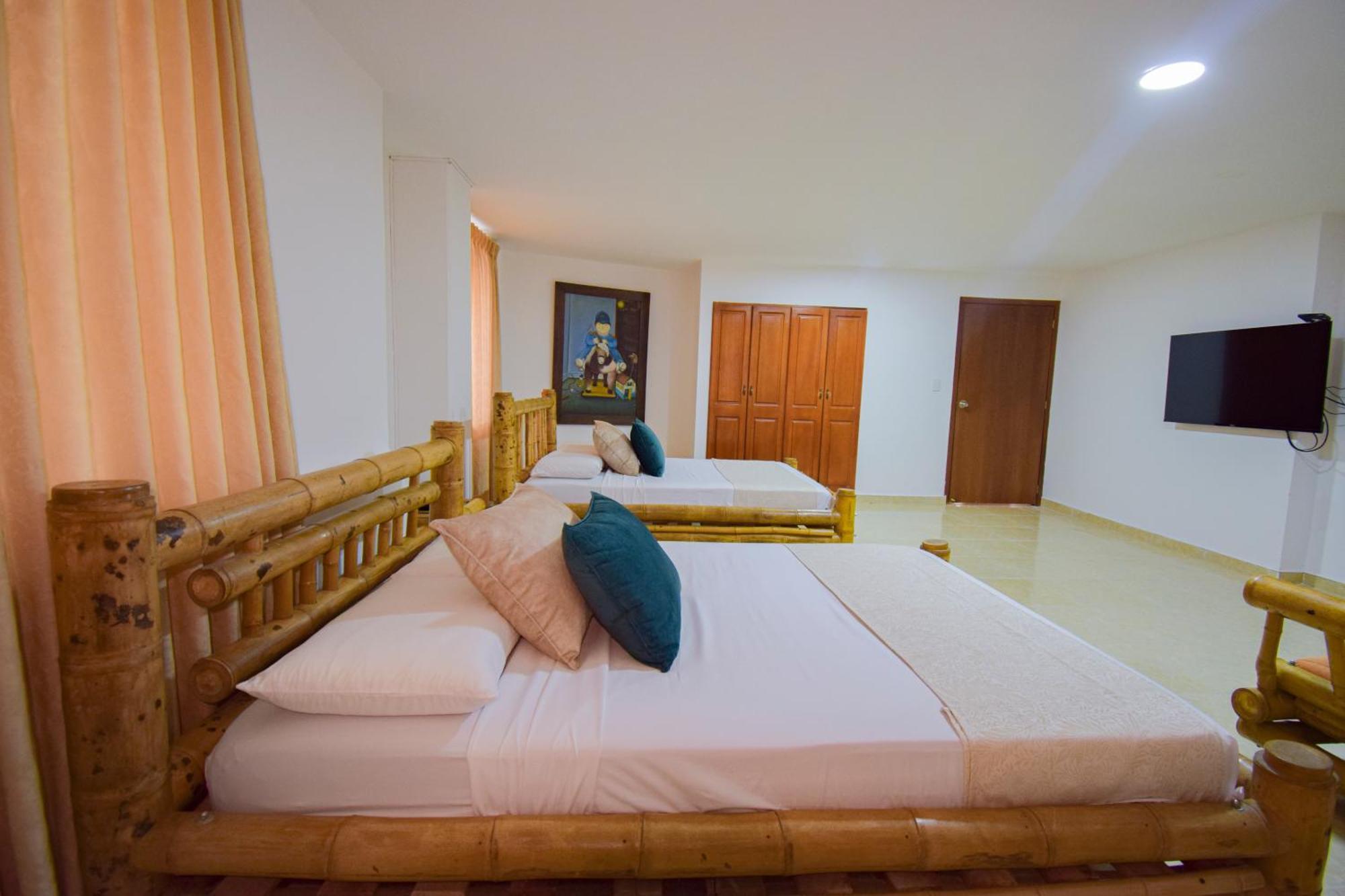 Hotel Toledo Plaza Armenia  Bagian luar foto