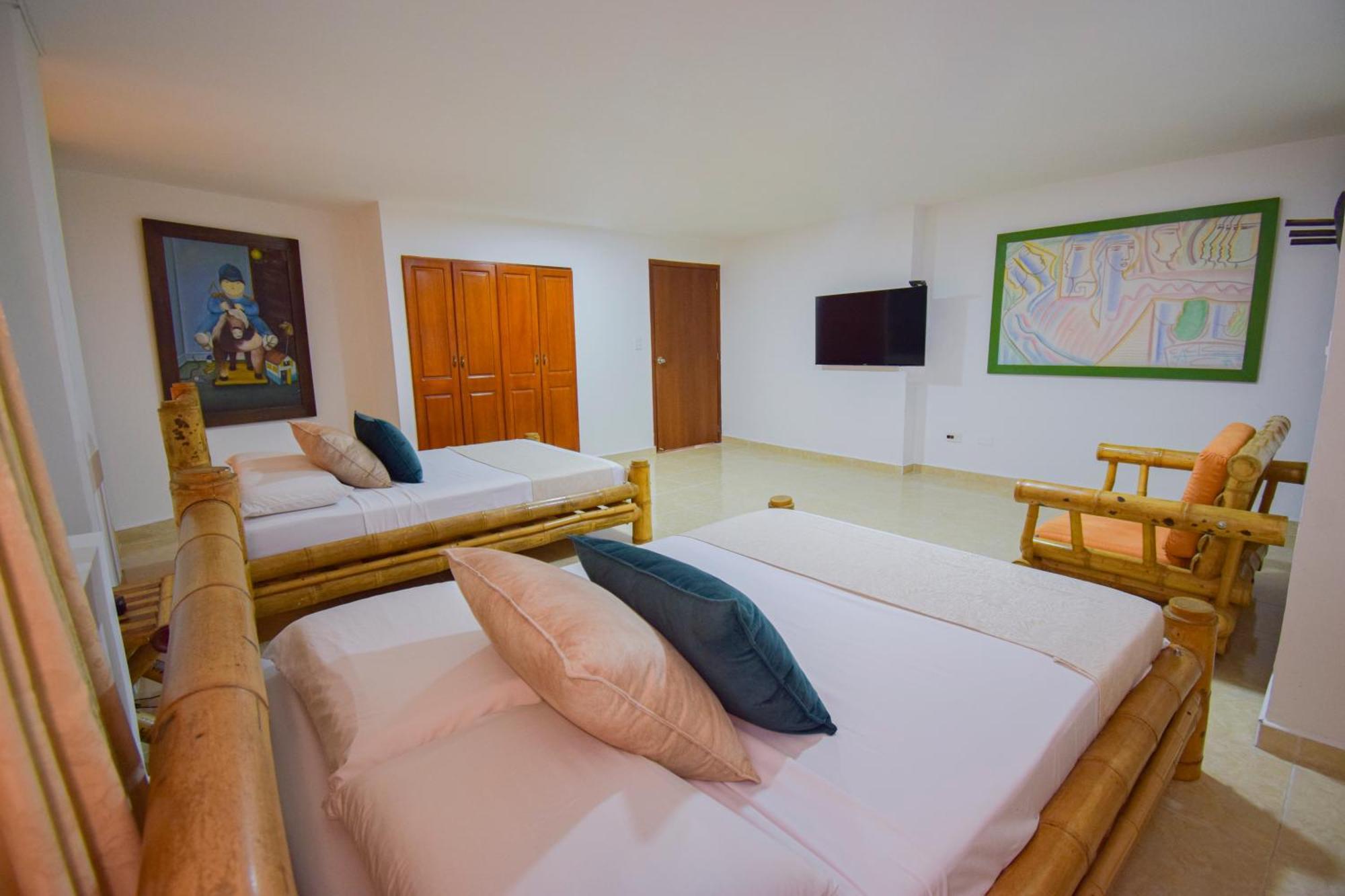 Hotel Toledo Plaza Armenia  Bagian luar foto