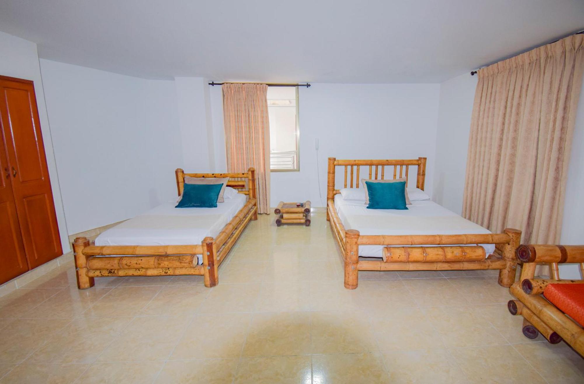 Hotel Toledo Plaza Armenia  Bagian luar foto
