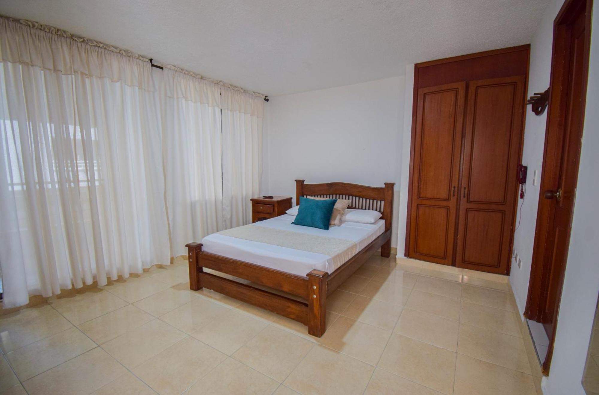 Hotel Toledo Plaza Armenia  Bagian luar foto