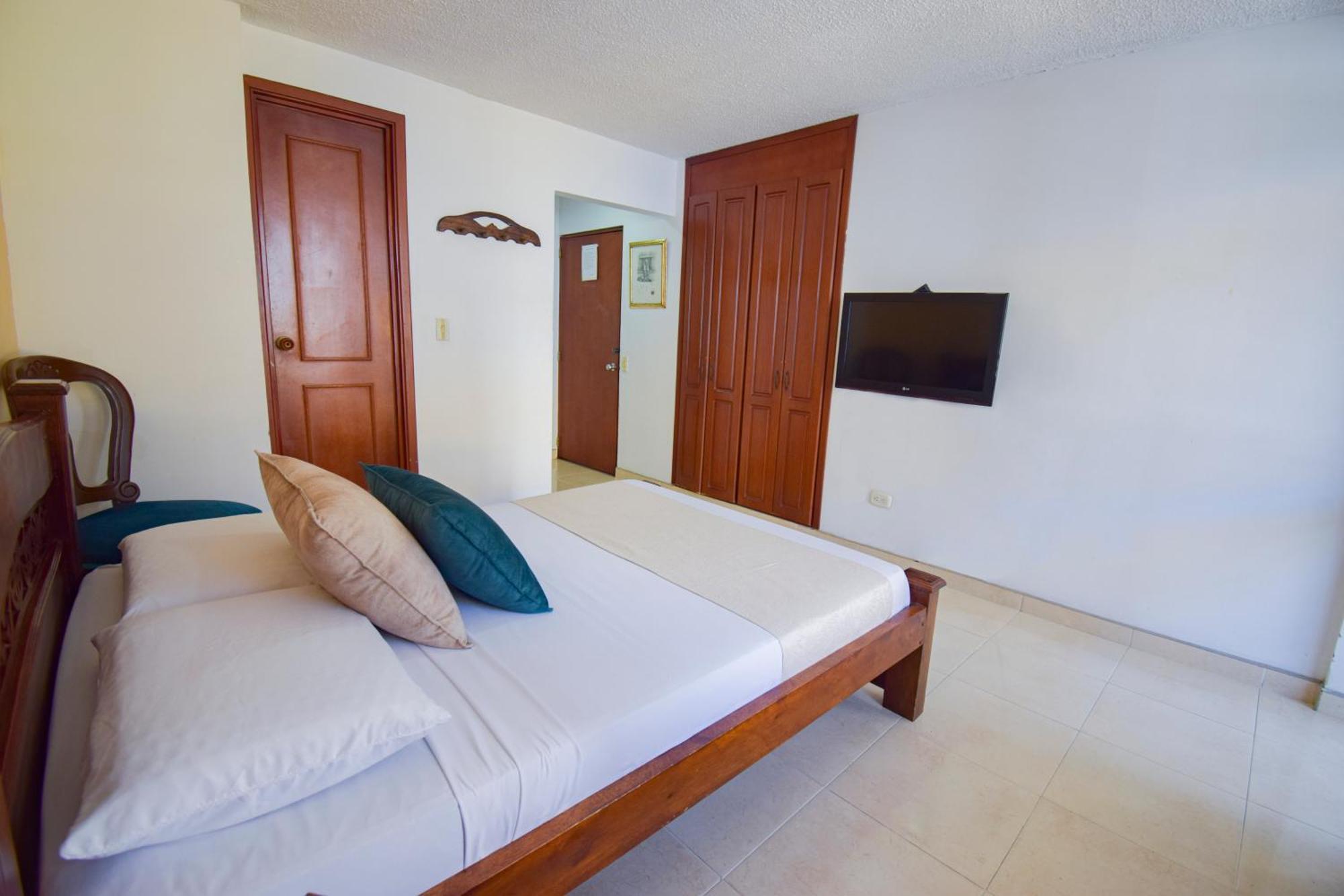 Hotel Toledo Plaza Armenia  Bagian luar foto